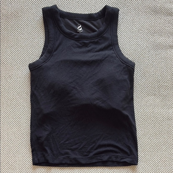 Black Ribbed Tank Top - Picture 1 of 2